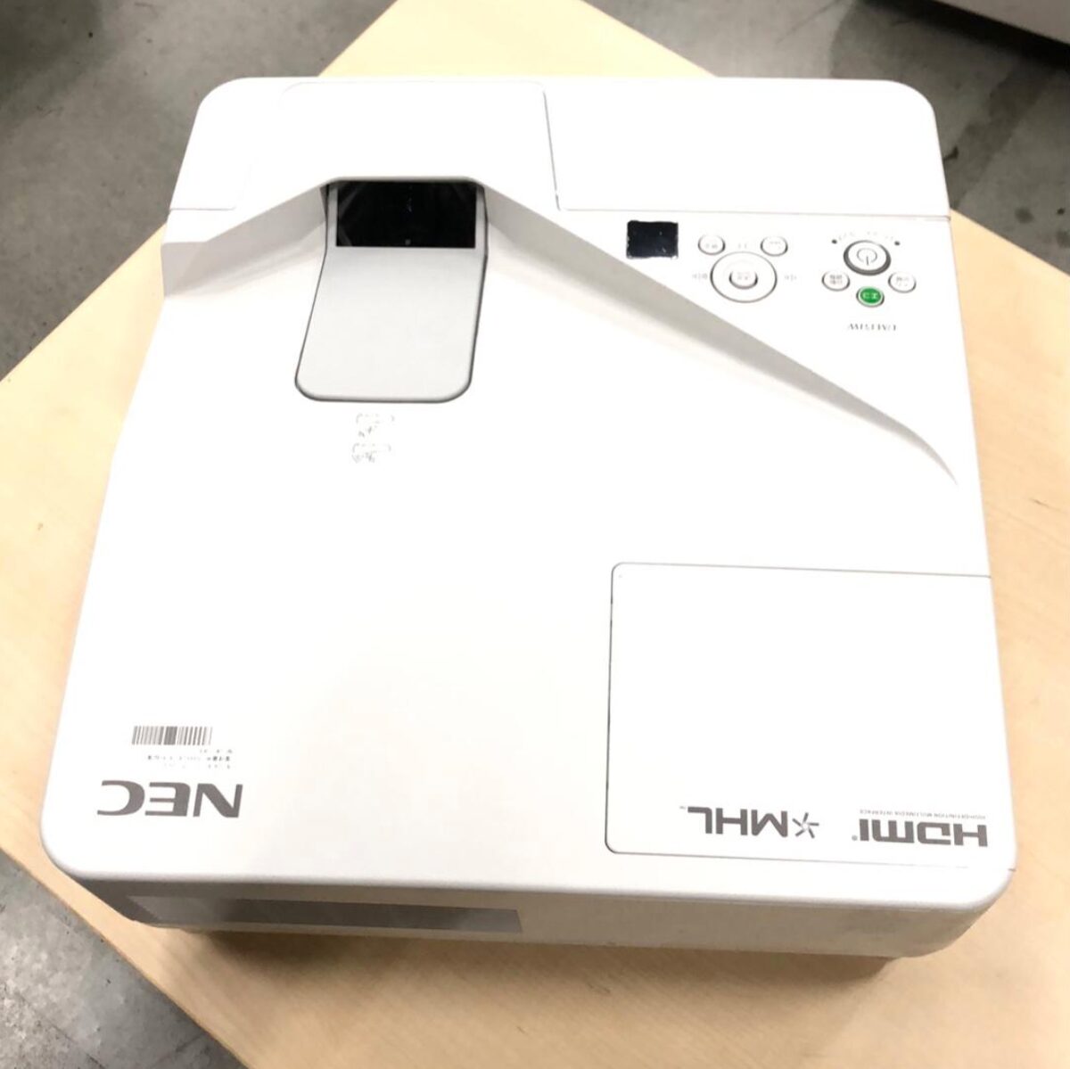 NEC プロジェクター NP-UM351Wの商品画像