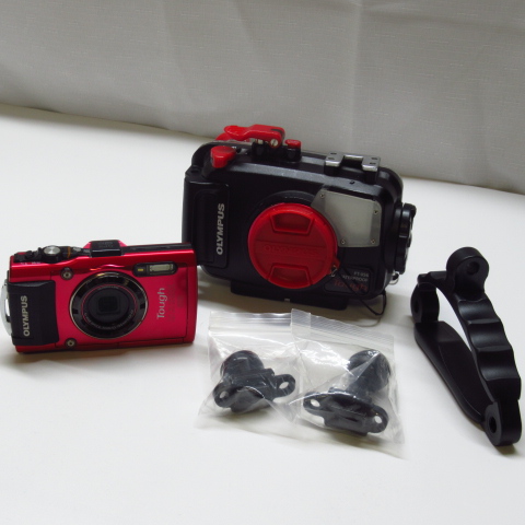 OLYMPUS オリンパス カメラ TG-4 ハウジング PT-0562点セット 付属品 バッテリーあり ダイビング スキューバ 水中 の商品画像