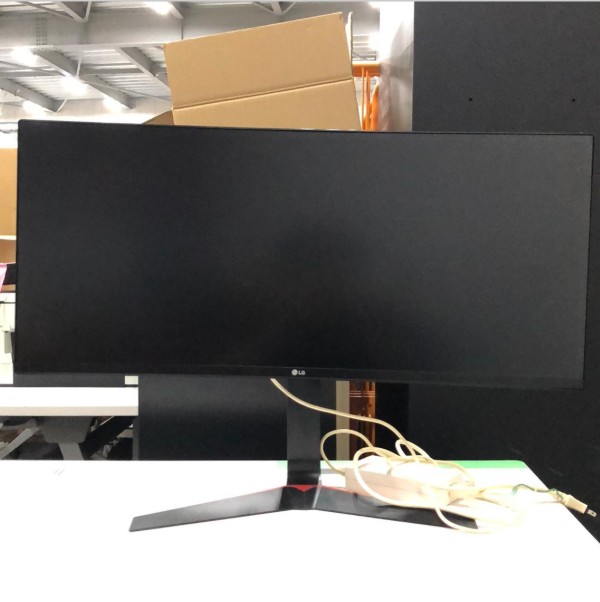 34型液晶モニター LG 34UC70GA-B 19年製の商品画像